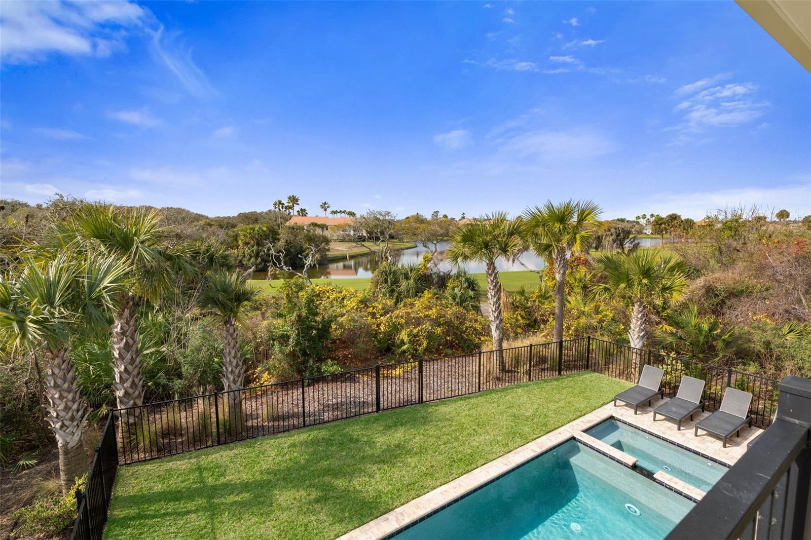 Image 16 of 83 For 7 Cinnamon Beach Way