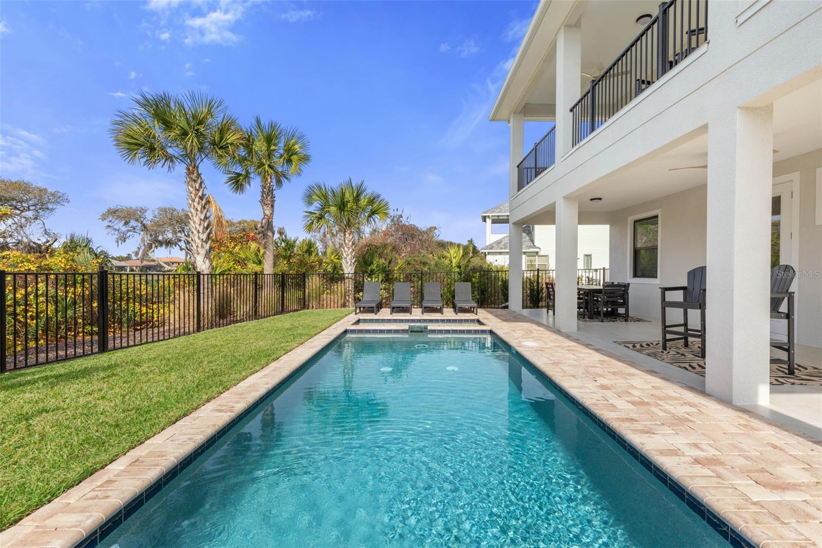 Image 18 of 83 For 7 Cinnamon Beach Way