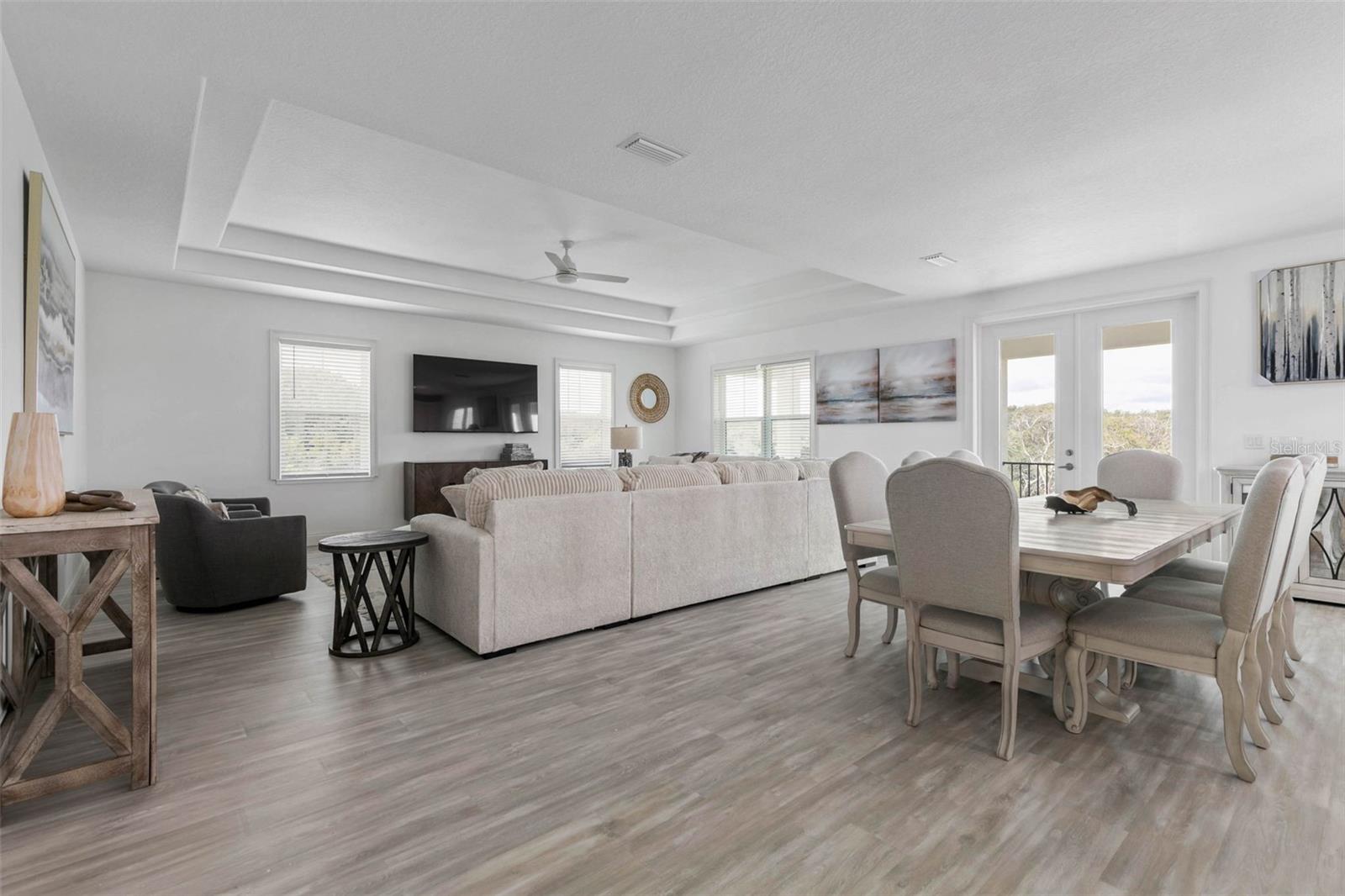 Image 3 of 83 For 7 Cinnamon Beach Way