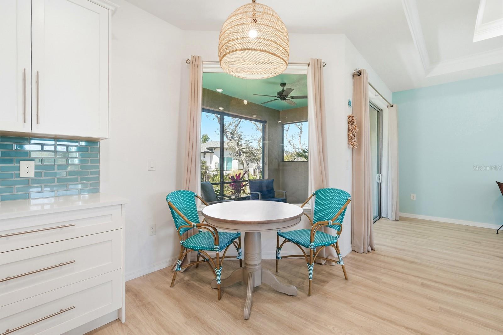 Image 18 of 42 For 14 Dogwood Terrace