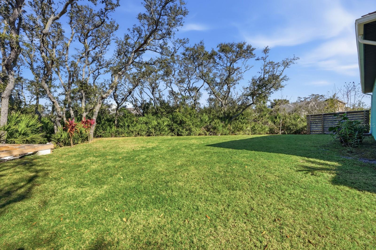 Image 28 of 42 For 14 Dogwood Terrace