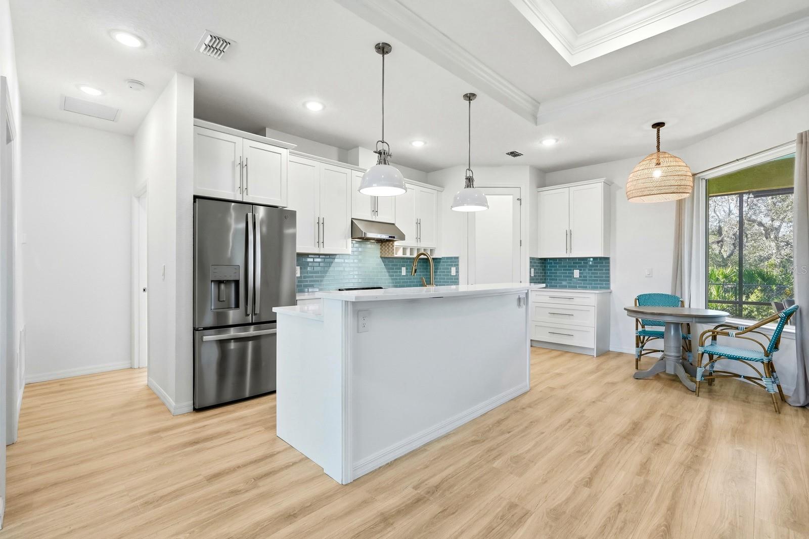 Image 7 of 42 For 14 Dogwood Terrace