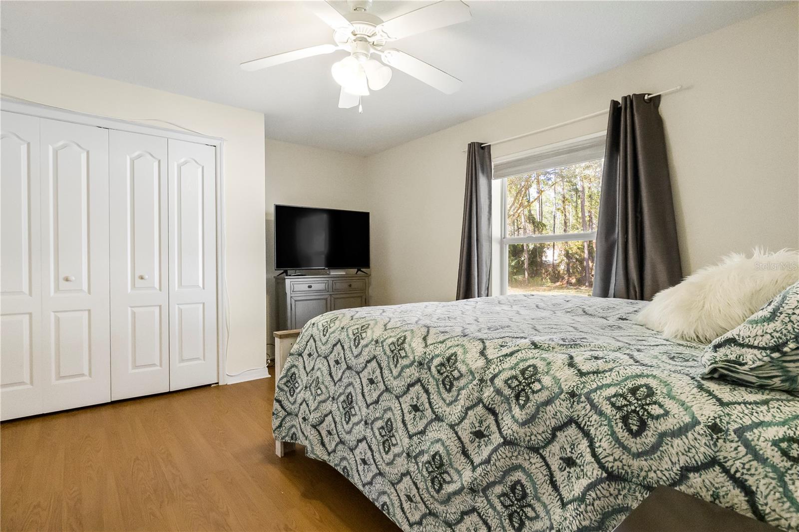 Image 25 of 38 For 24 Regency Drive