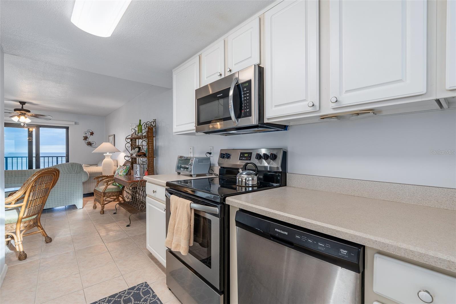 Image 11 of 41 For 3100 Ocean Shore Boulevard 5020