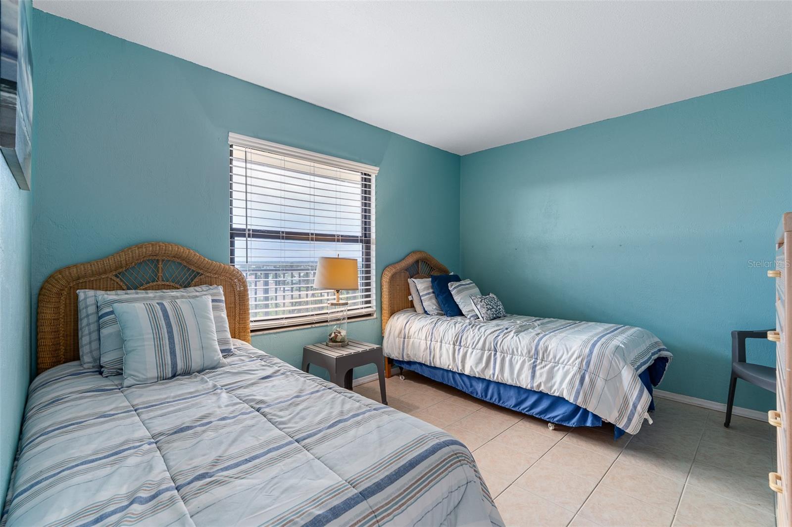 Image 25 of 41 For 3100 Ocean Shore Boulevard 5020