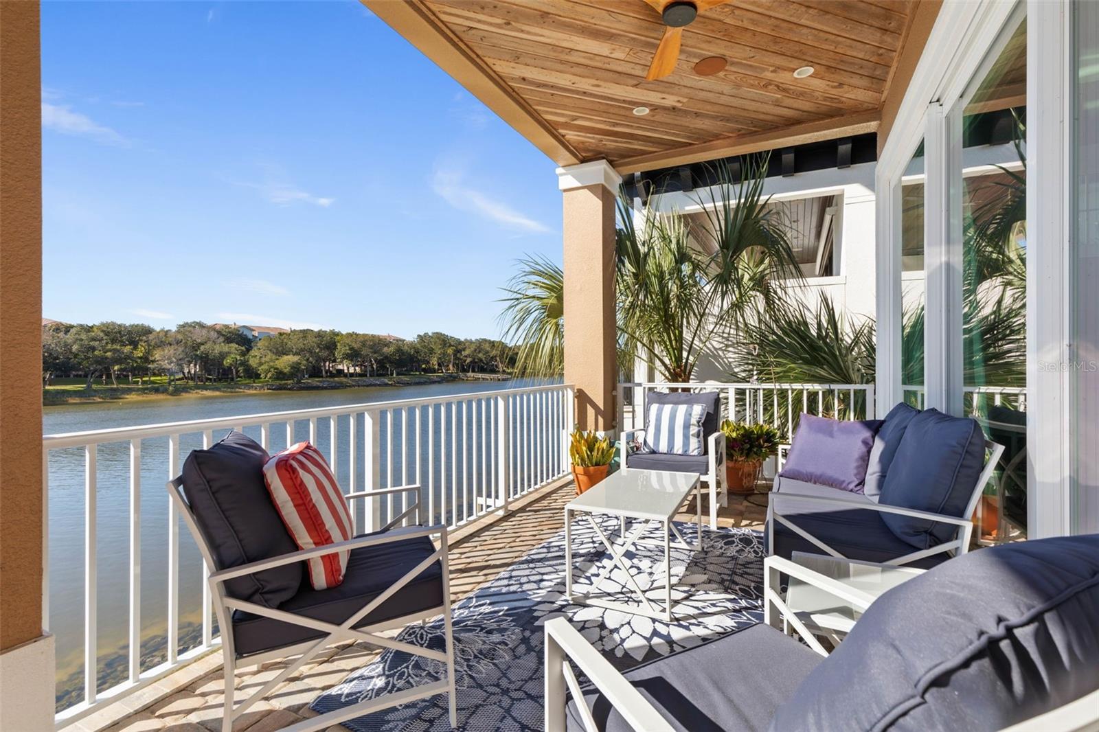 Image 15 of 100 For 300 Yacht Harbor Drive