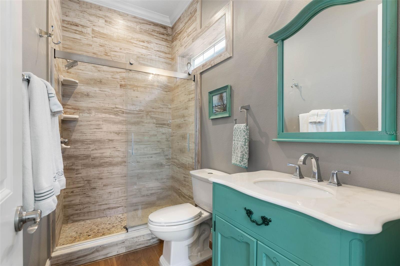 Image 27 of 100 For 300 Yacht Harbor Drive