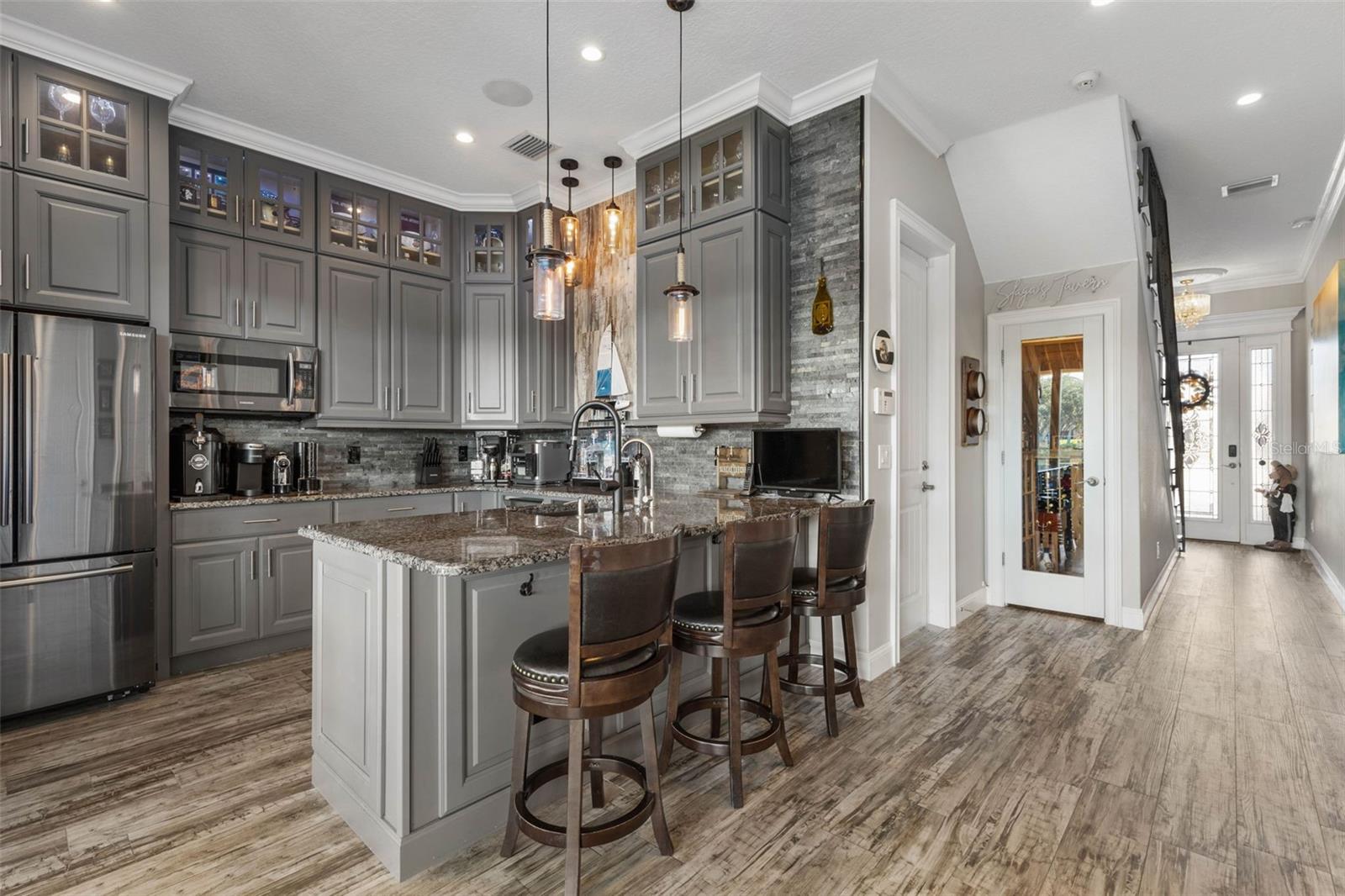 Image 30 of 100 For 300 Yacht Harbor Drive