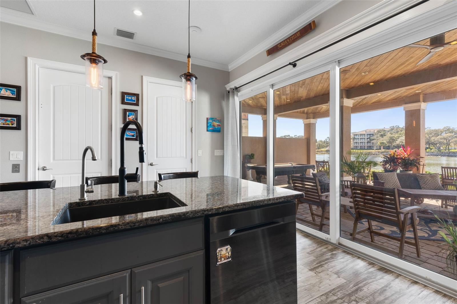 Image 34 of 100 For 300 Yacht Harbor Drive