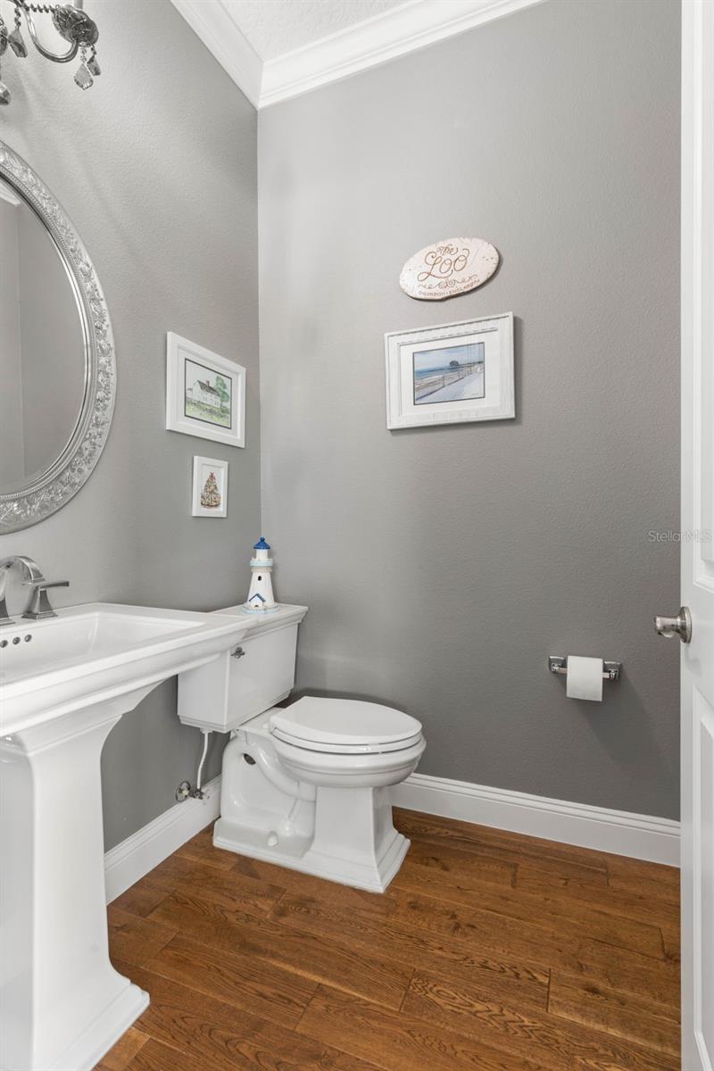 Image 39 of 100 For 300 Yacht Harbor Drive