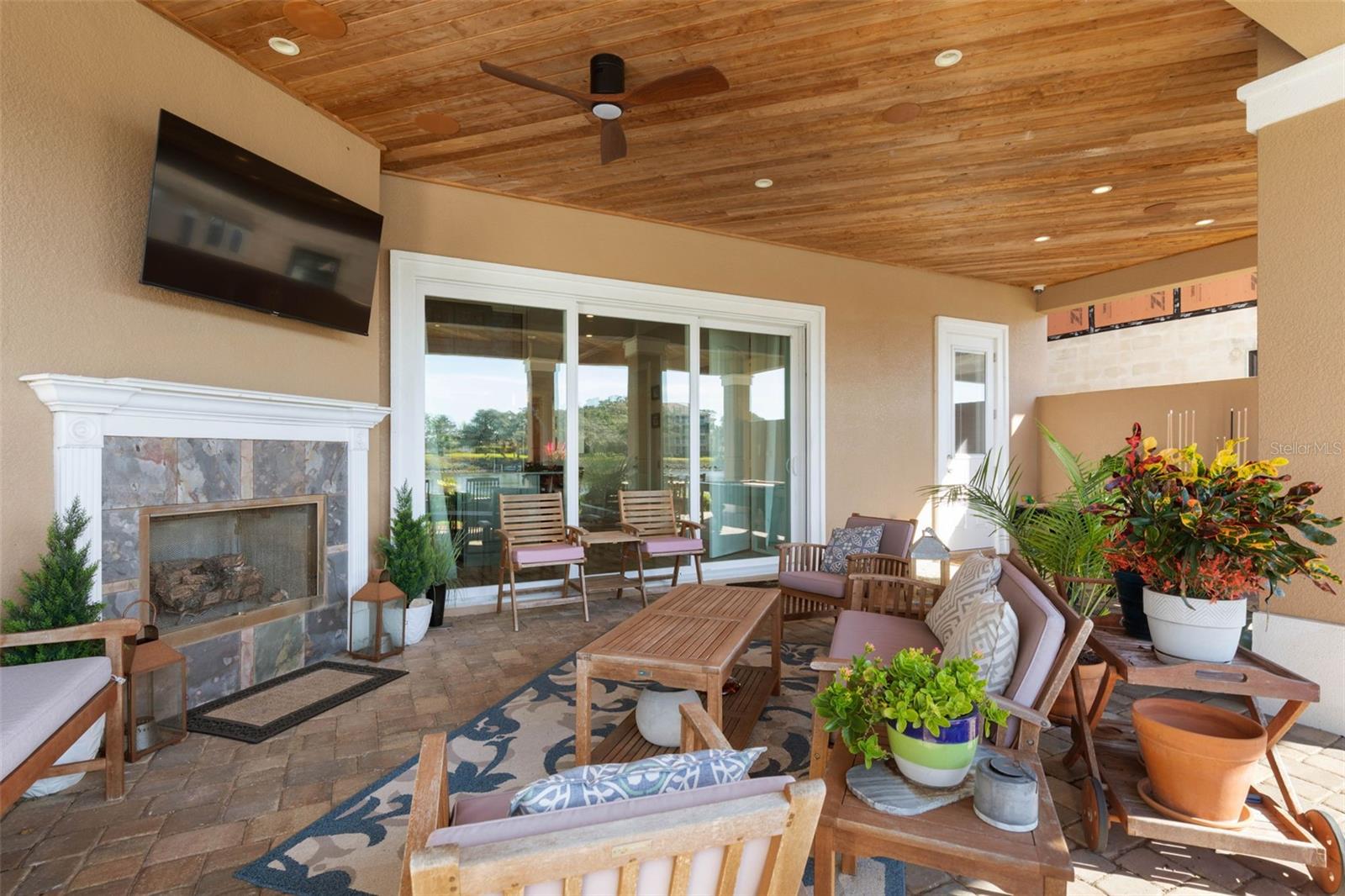 Image 45 of 100 For 300 Yacht Harbor Drive