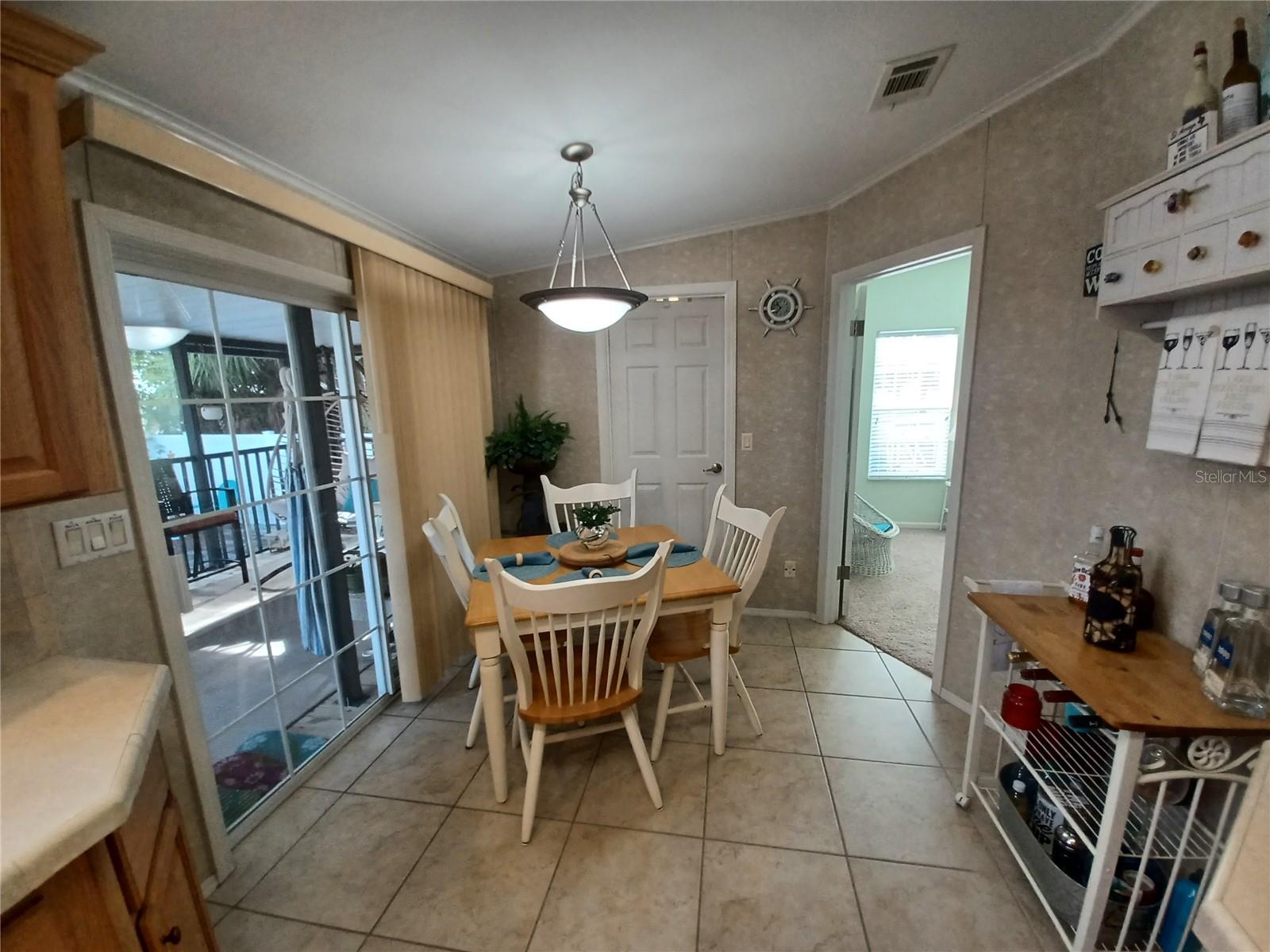 Image 13 of 46 For 11 Osceola Avenue