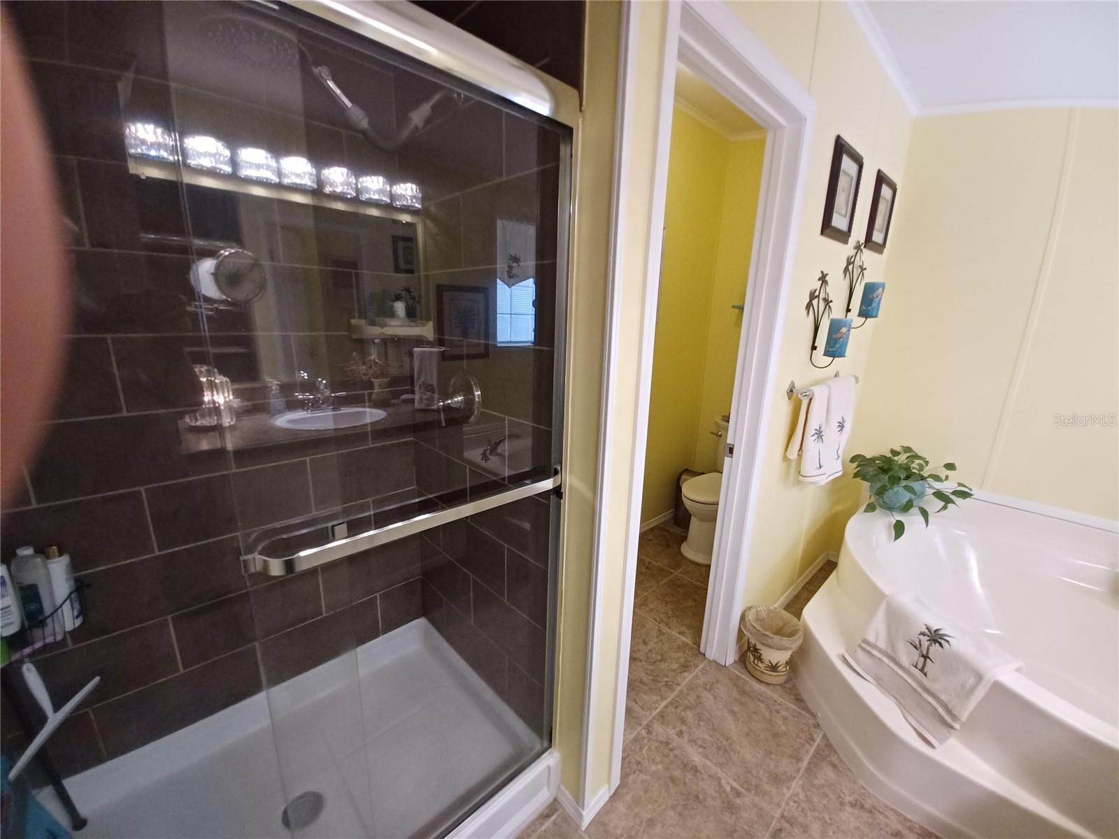 Image 22 of 46 For 11 Osceola Avenue