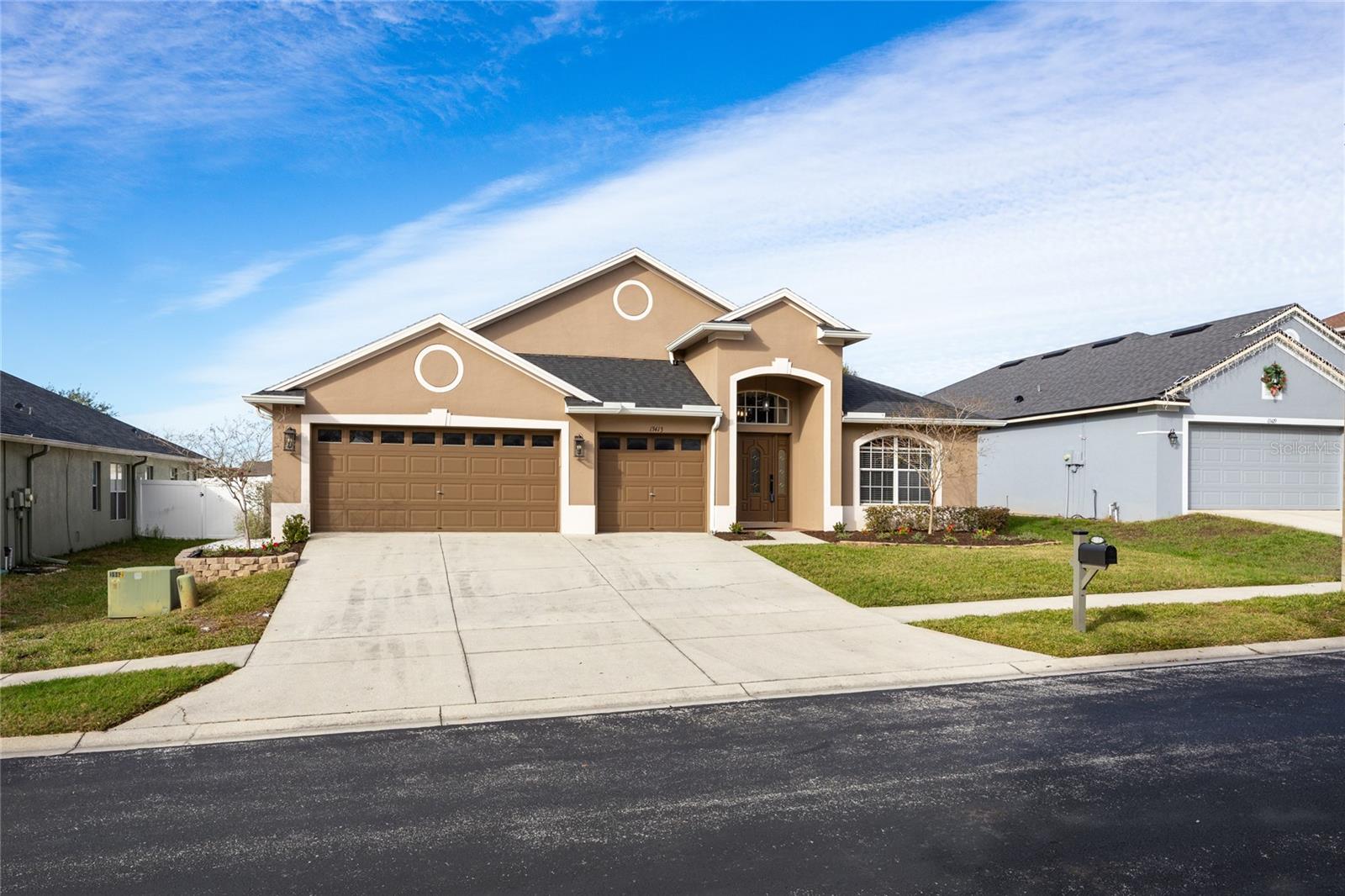 Image 5 of 46 For 13413 Mandalay Place