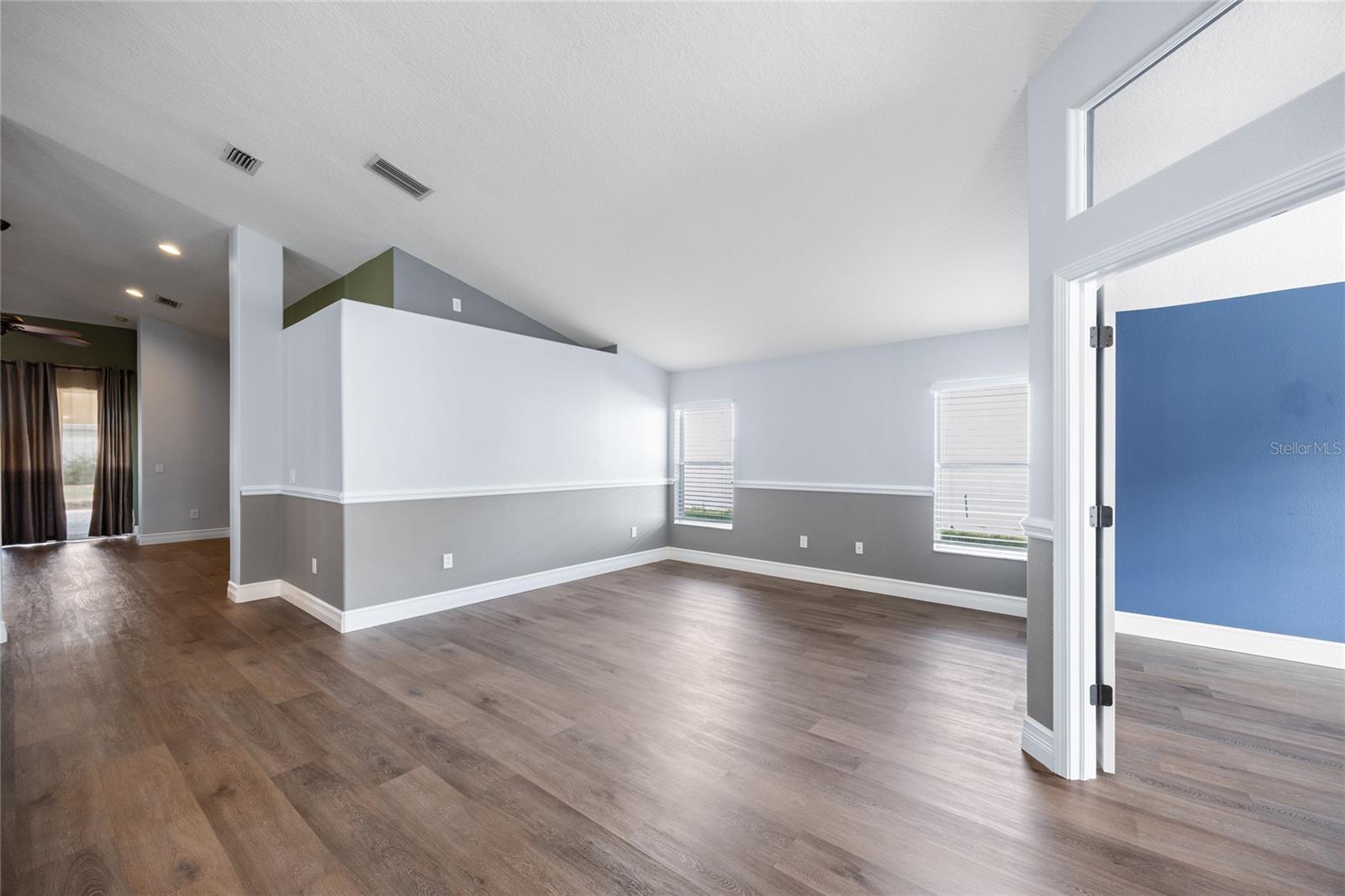 Image 7 of 46 For 13413 Mandalay Place