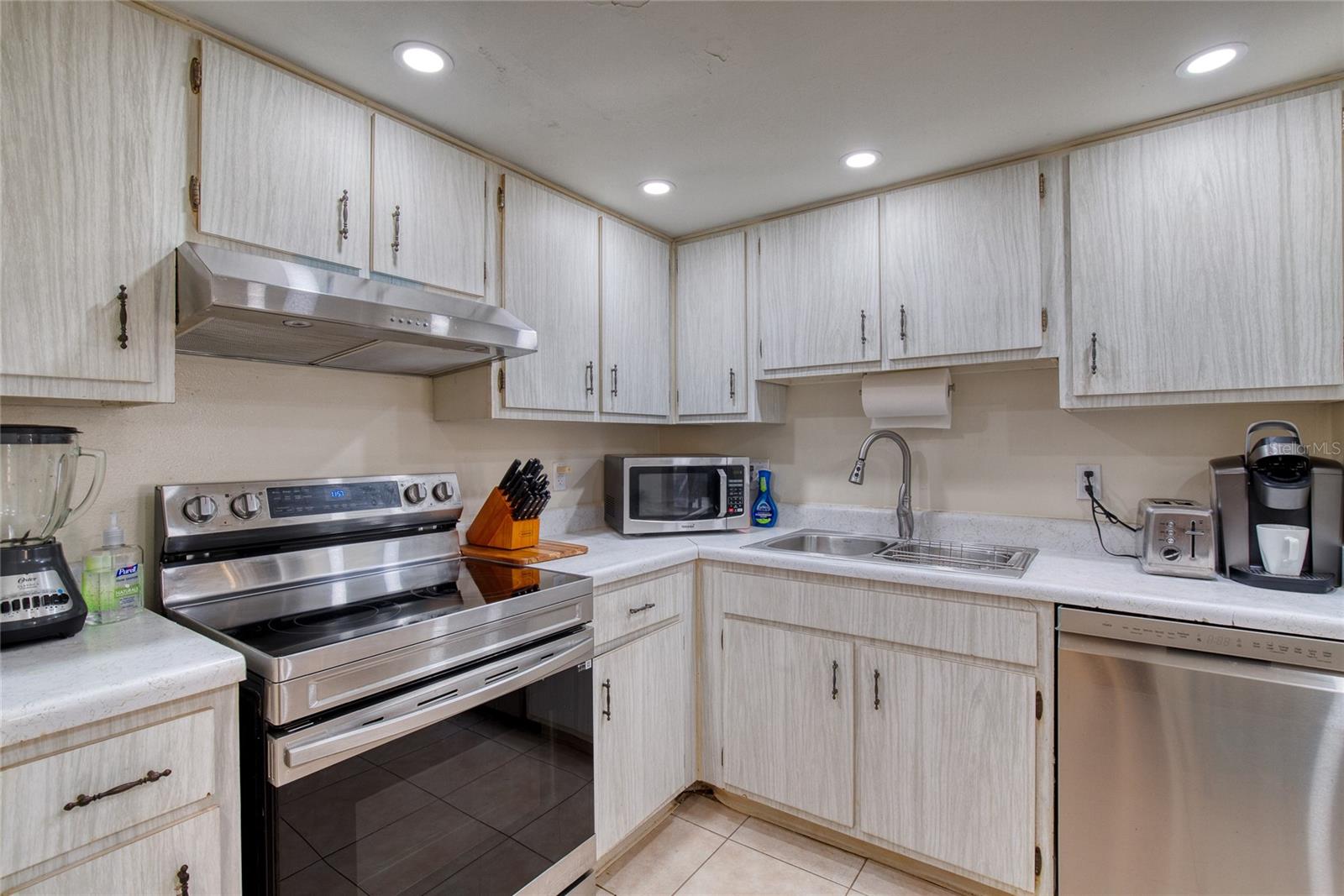 Image 13 of 54 For 5500 Ocean Shore Boulevard Ut58