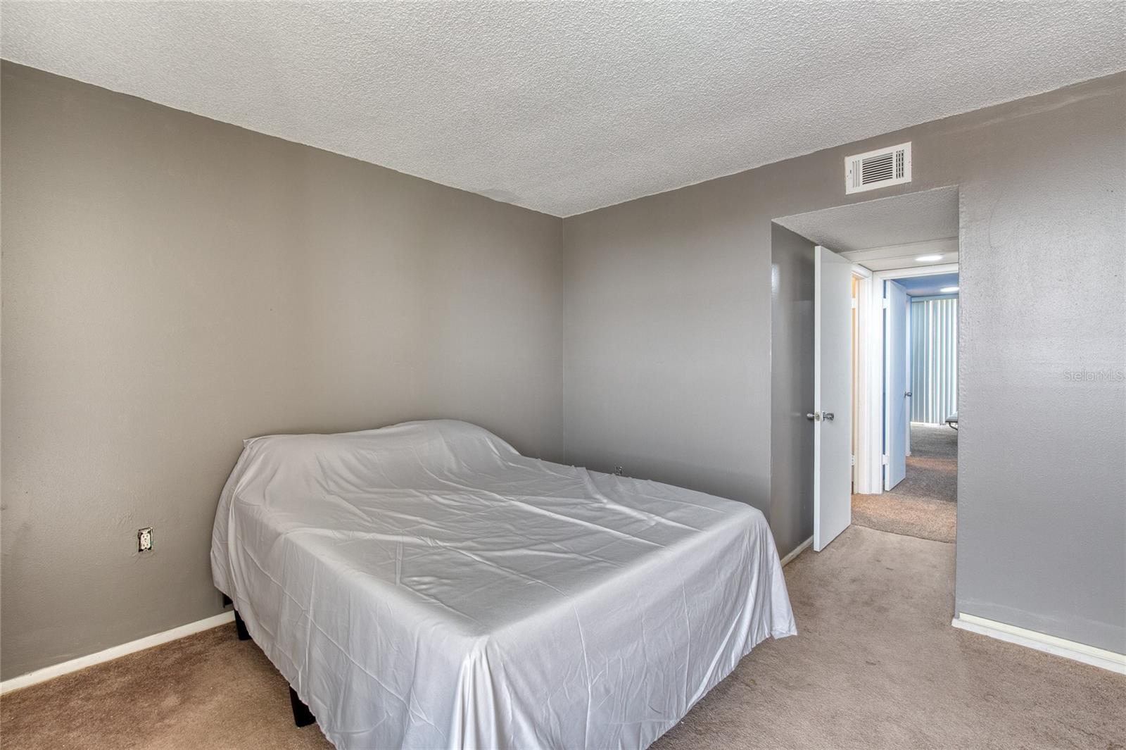 Image 30 of 54 For 5500 Ocean Shore Boulevard Ut58