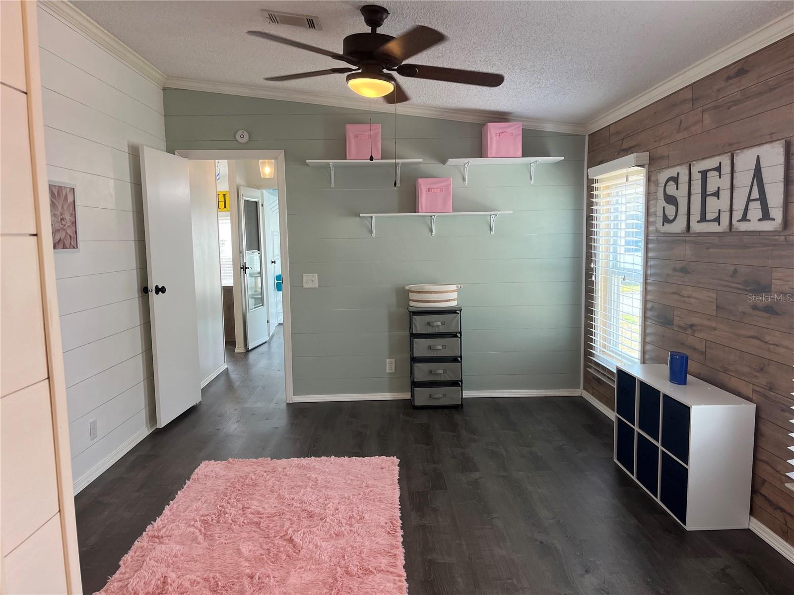 Image 20 of 59 For 254 Seabreeze Drive