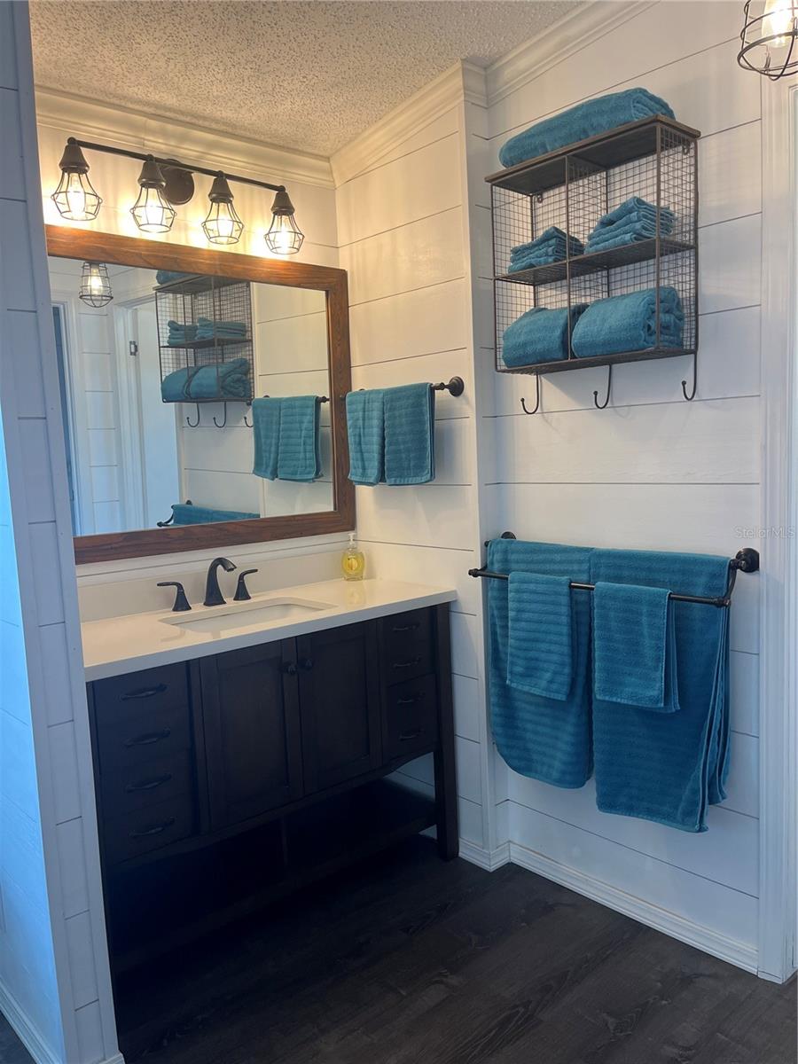 Image 23 of 59 For 254 Seabreeze Drive