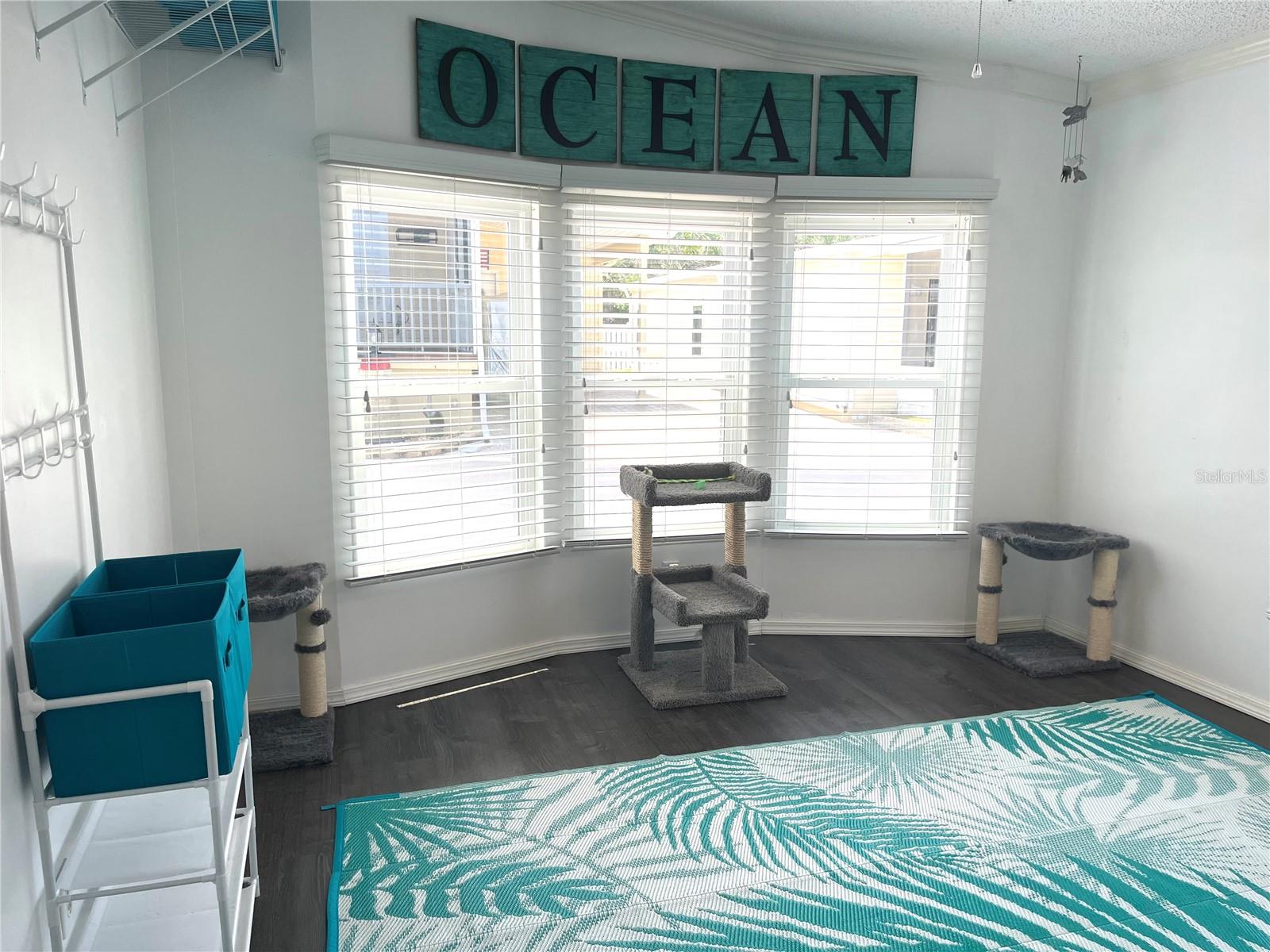 Image 26 of 59 For 254 Seabreeze Drive