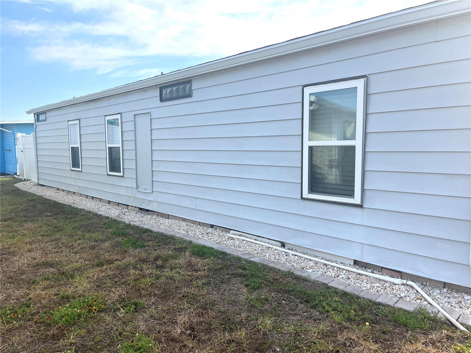 Image 3 of 59 For 254 Seabreeze Drive