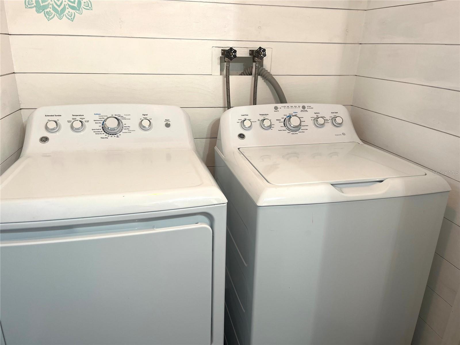 Image 31 of 59 For 254 Seabreeze Drive