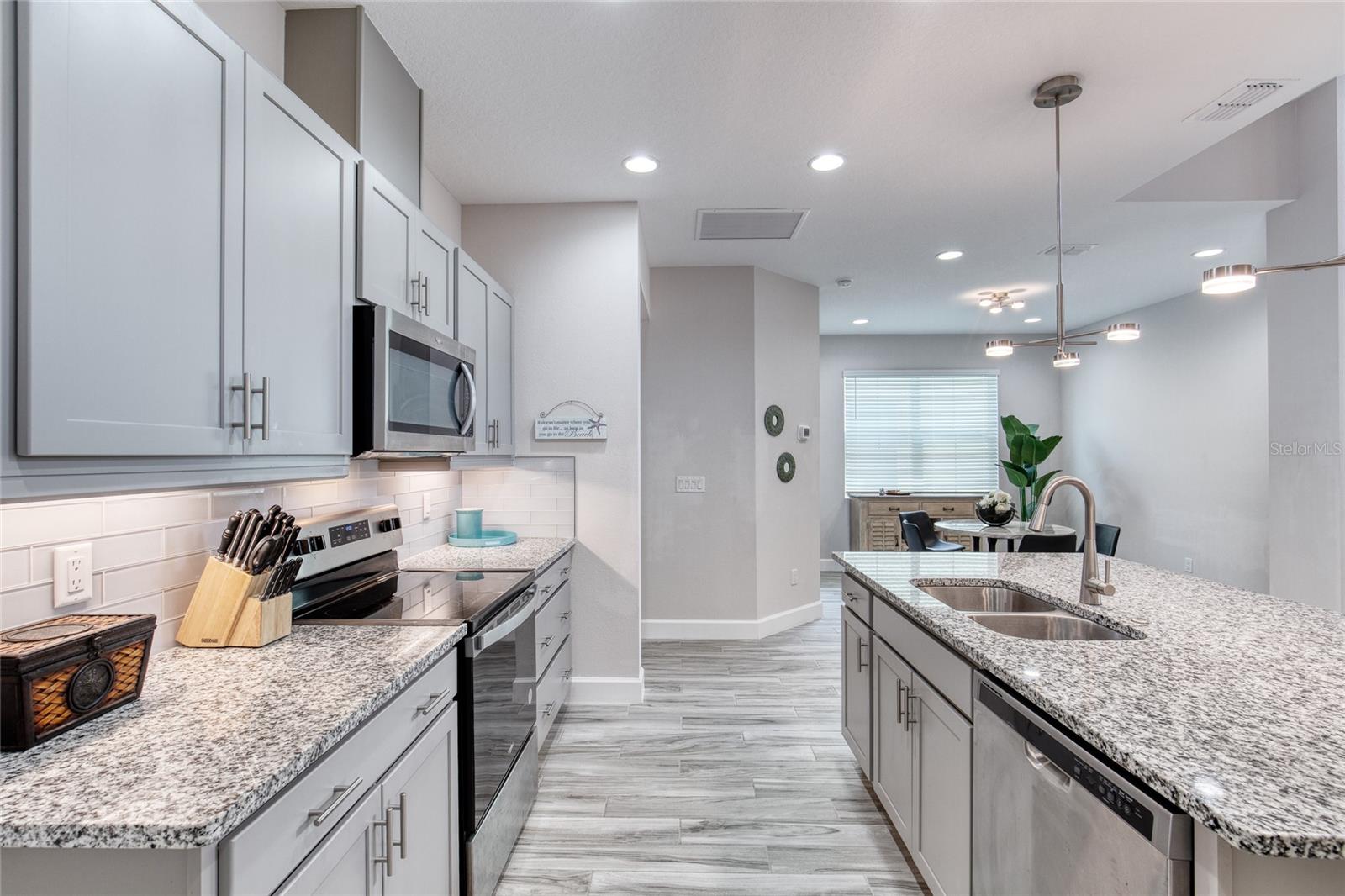 Image 14 of 65 For 488 High Tide Lane