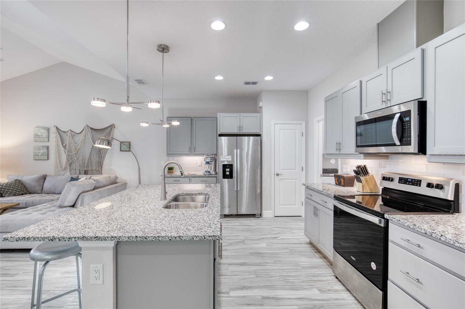 Image 16 of 65 For 488 High Tide Lane