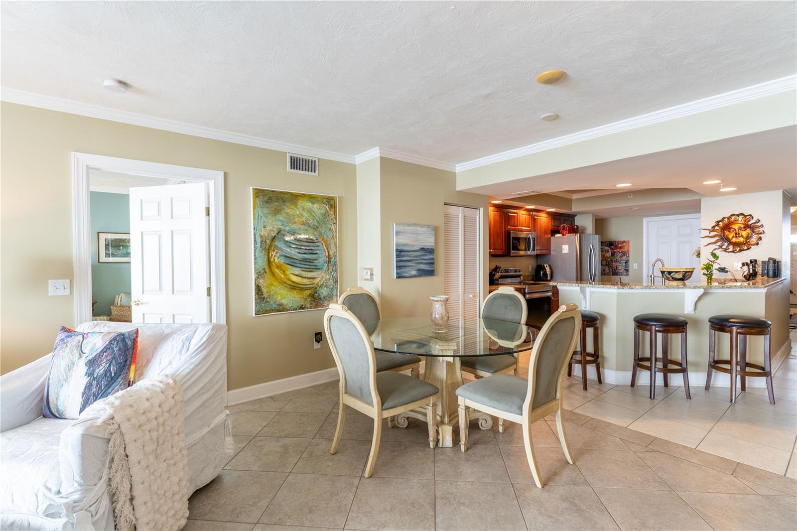 Image 10 of 20 For 3315 Atlantic Avenue 806