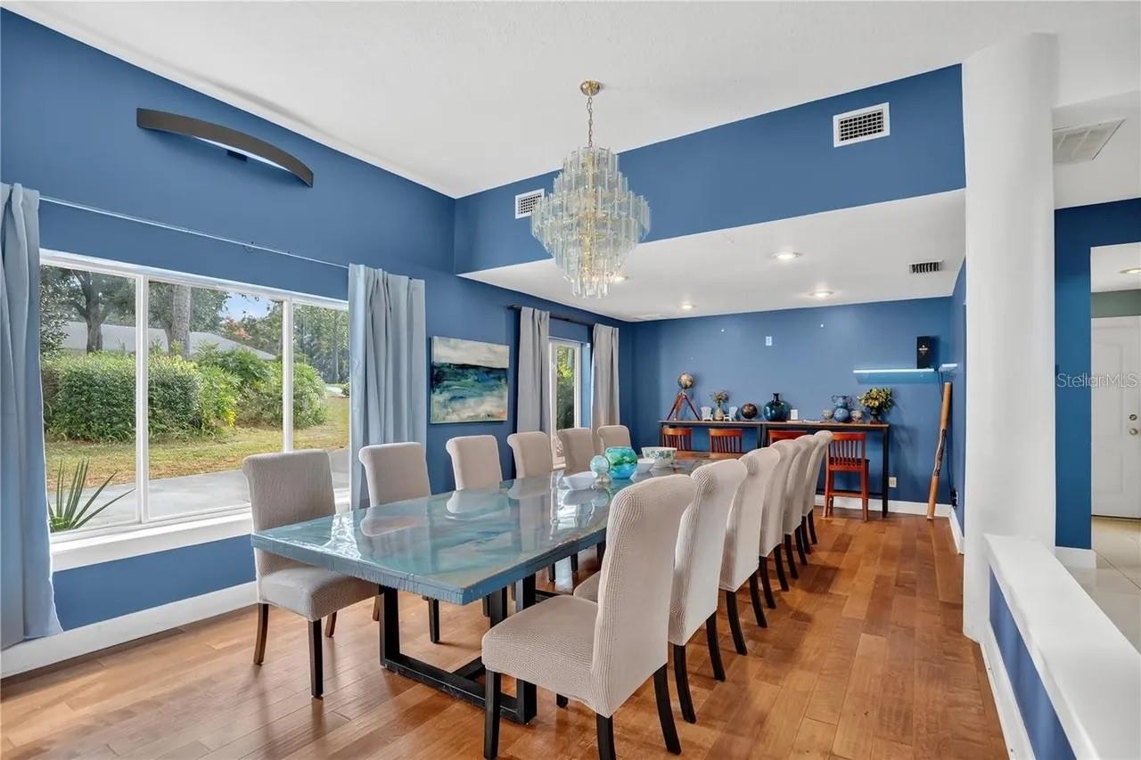 Image 12 of 25 For 9 Stone Gate N