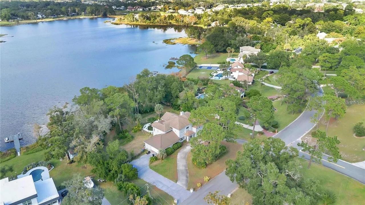 Image 8 of 25 For 9 Stone Gate N