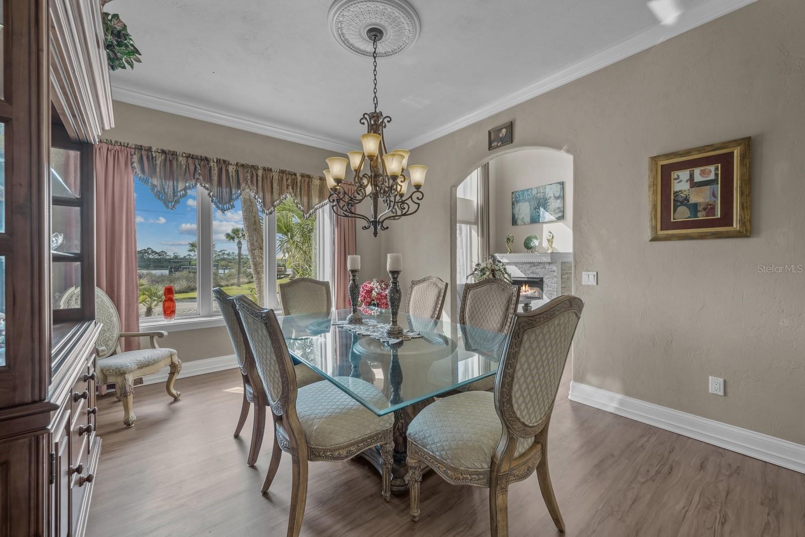 Image 13 of 72 For 621 River View Road