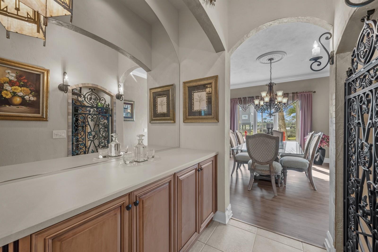 Image 15 of 72 For 621 River View Road