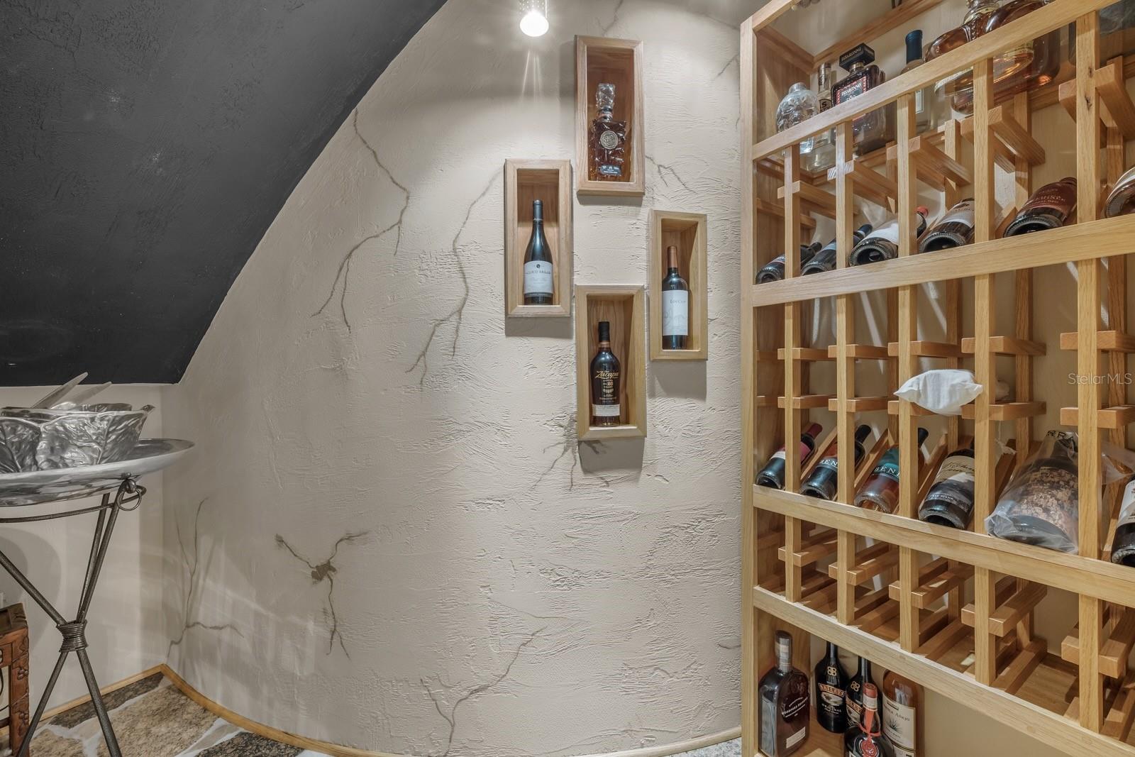 Image 17 of 72 For 621 River View Road