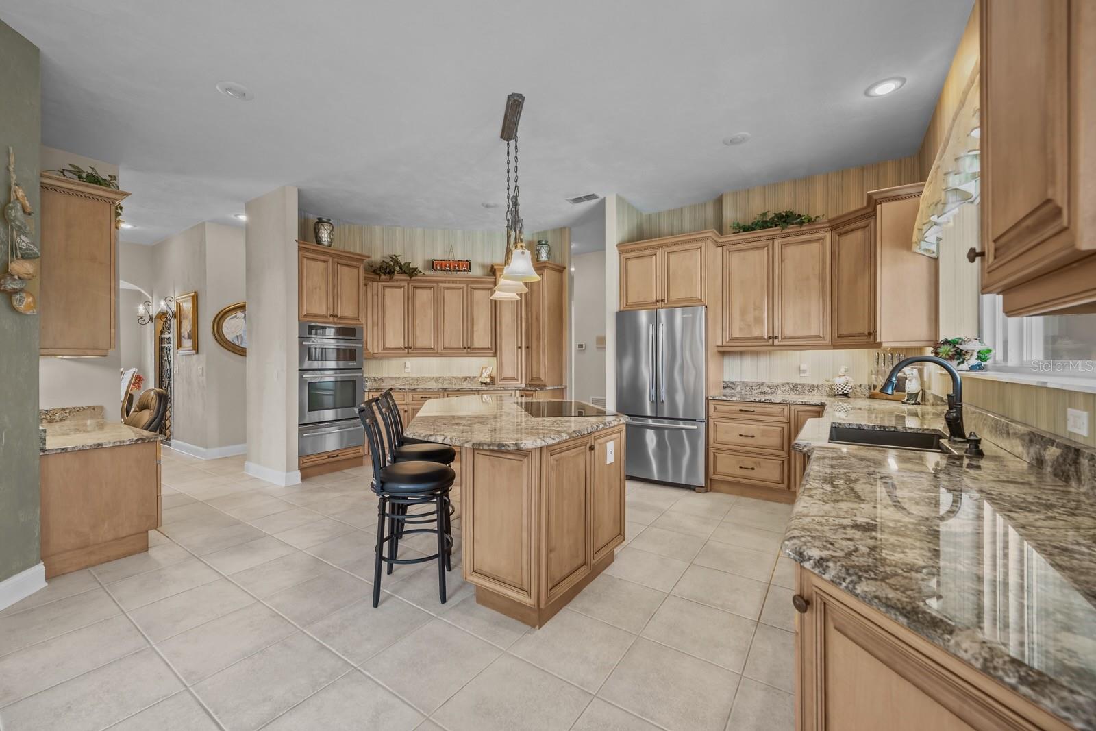 Image 21 of 72 For 621 River View Road