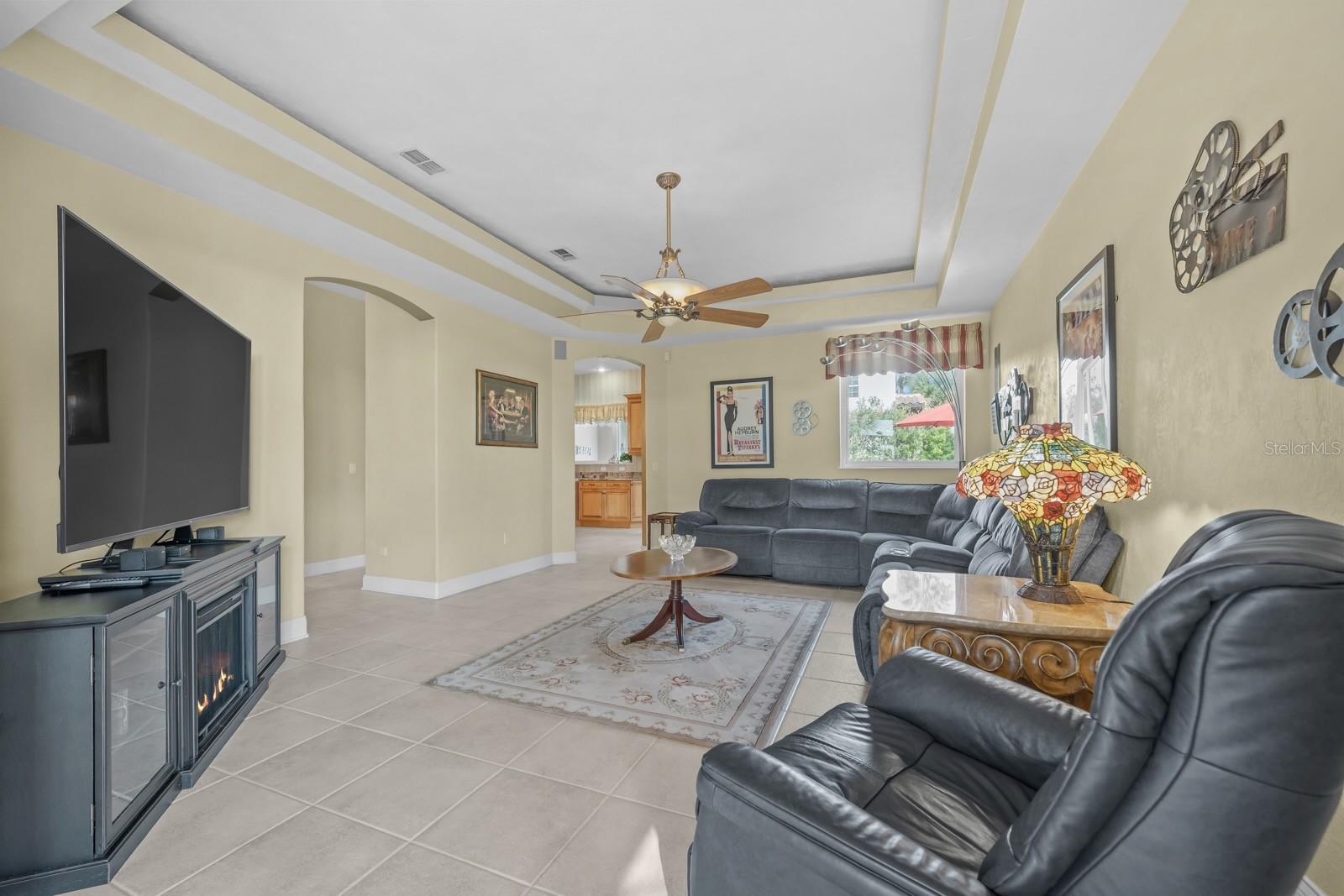 Image 30 of 72 For 621 River View Road