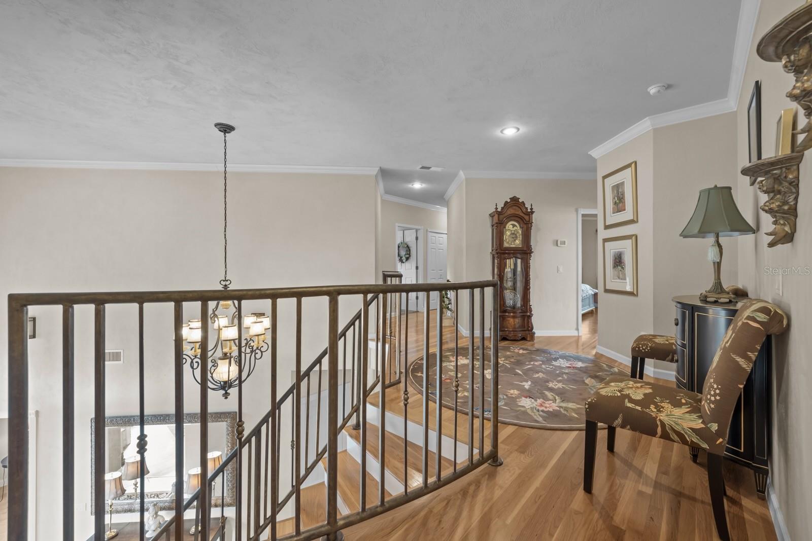 Image 37 of 72 For 621 River View Road