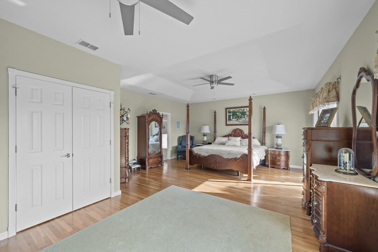 Image 39 of 72 For 621 River View Road