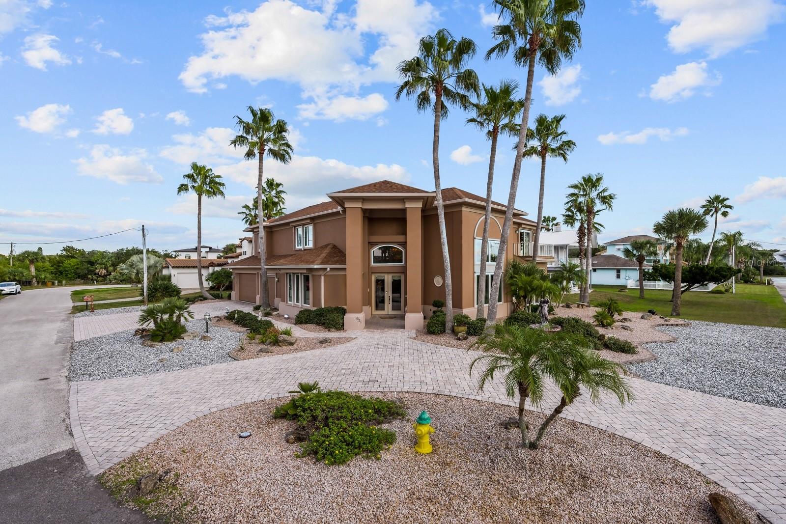 Image 4 of 72 For 621 River View Road