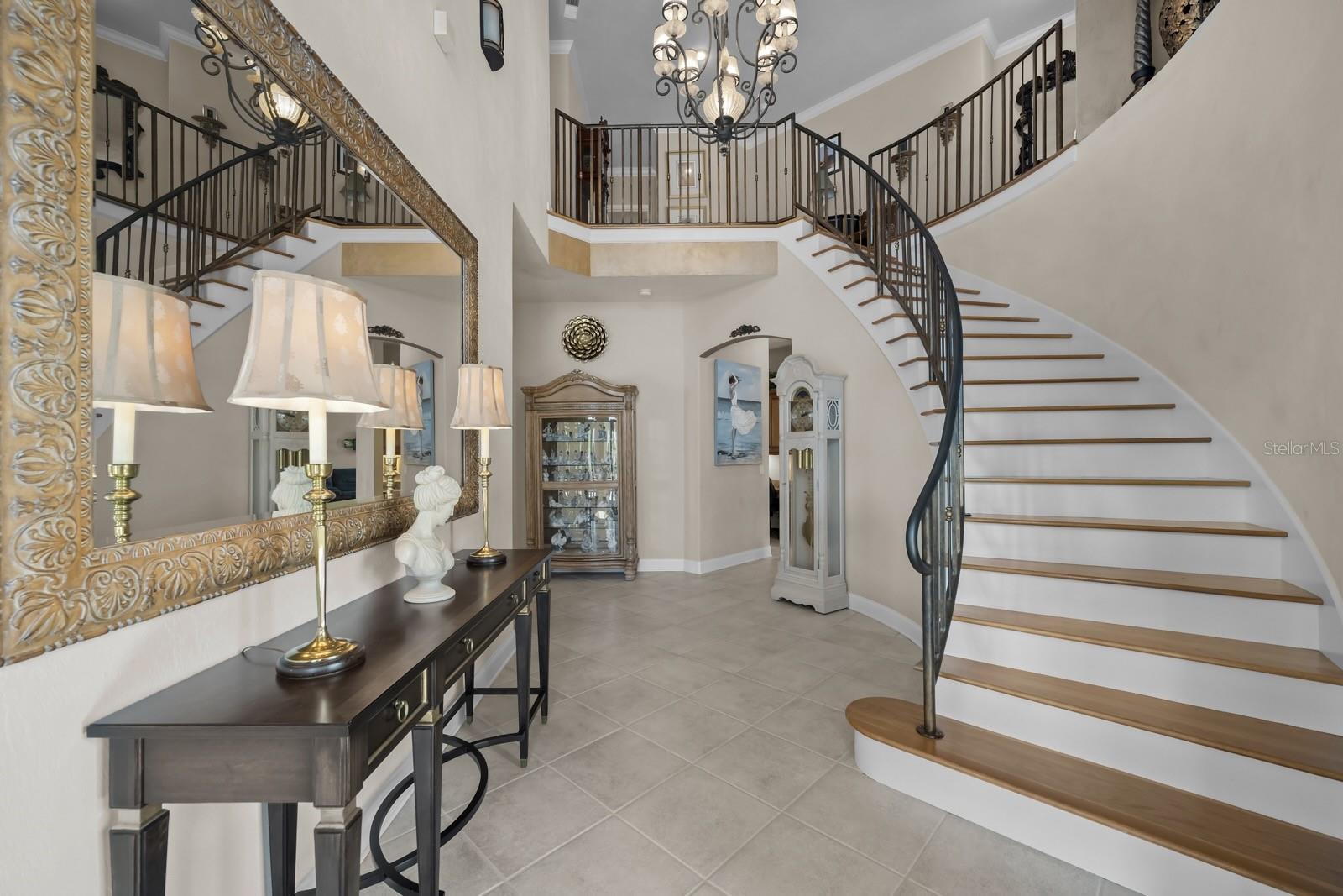 Image 6 of 72 For 621 River View Road