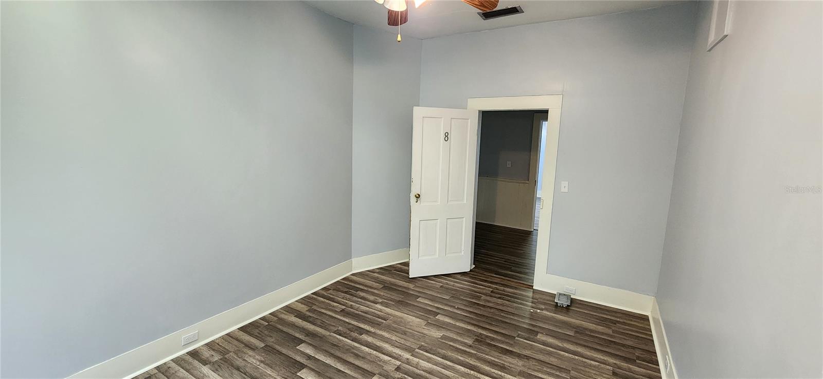 Image 14 of 20 For 216 6th Street