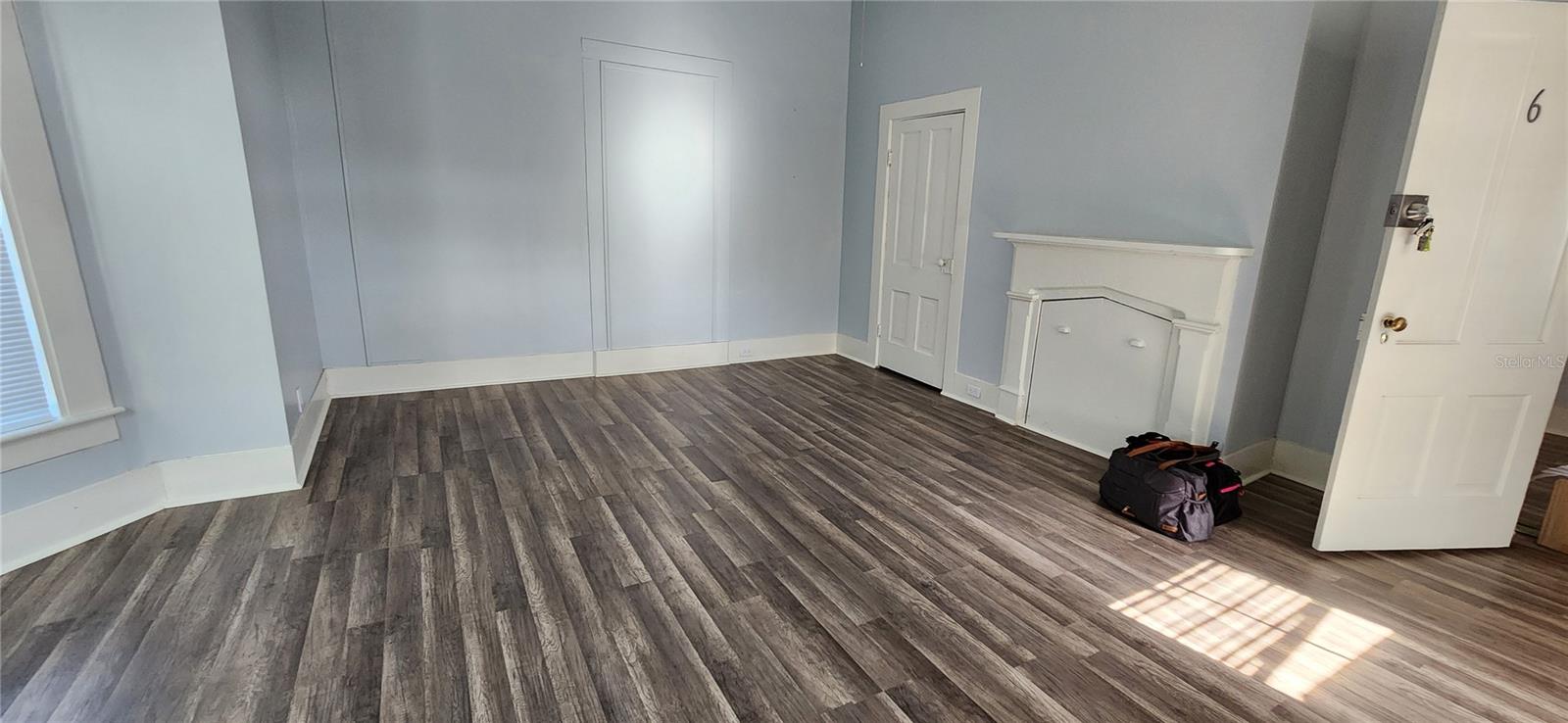 Image 16 of 20 For 216 6th Street