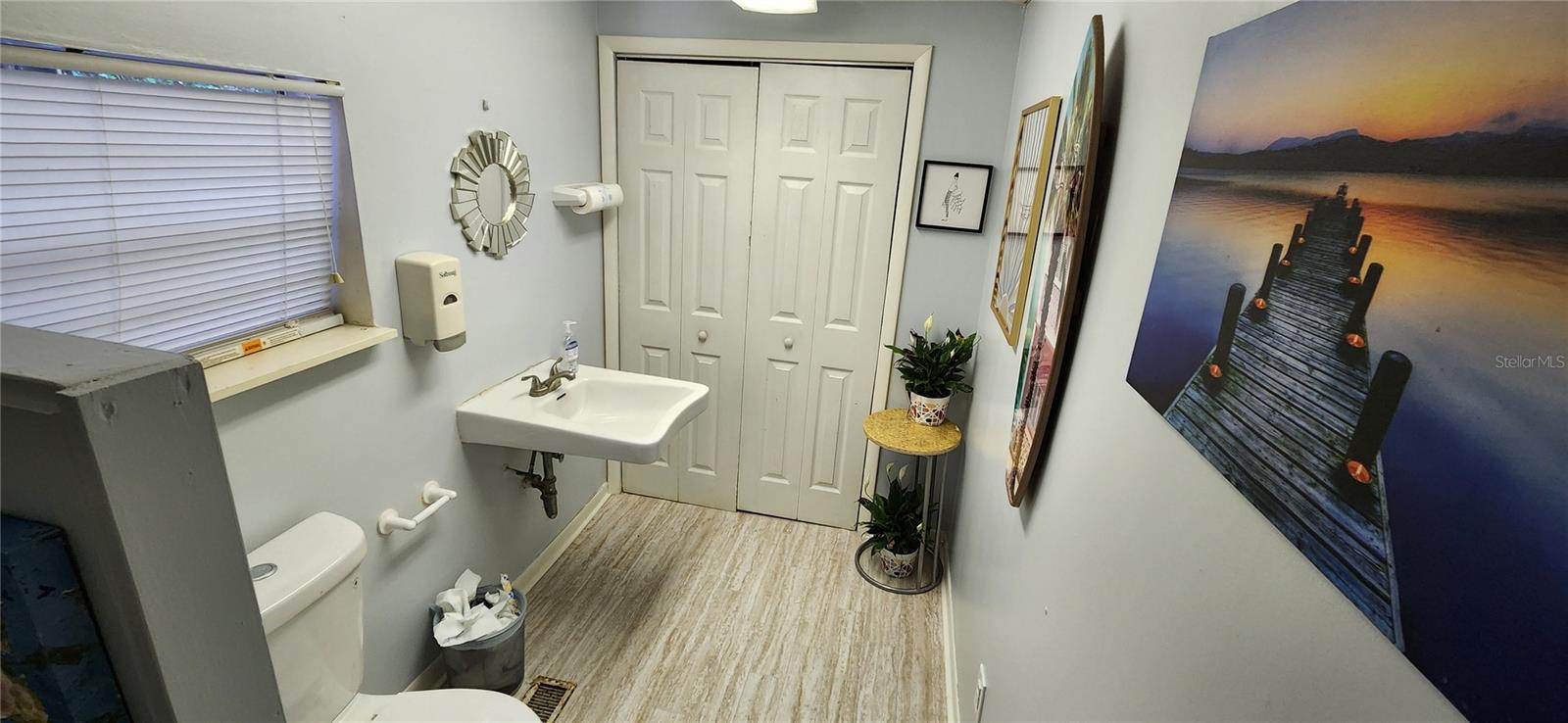 Image 4 of 20 For 216 6th Street