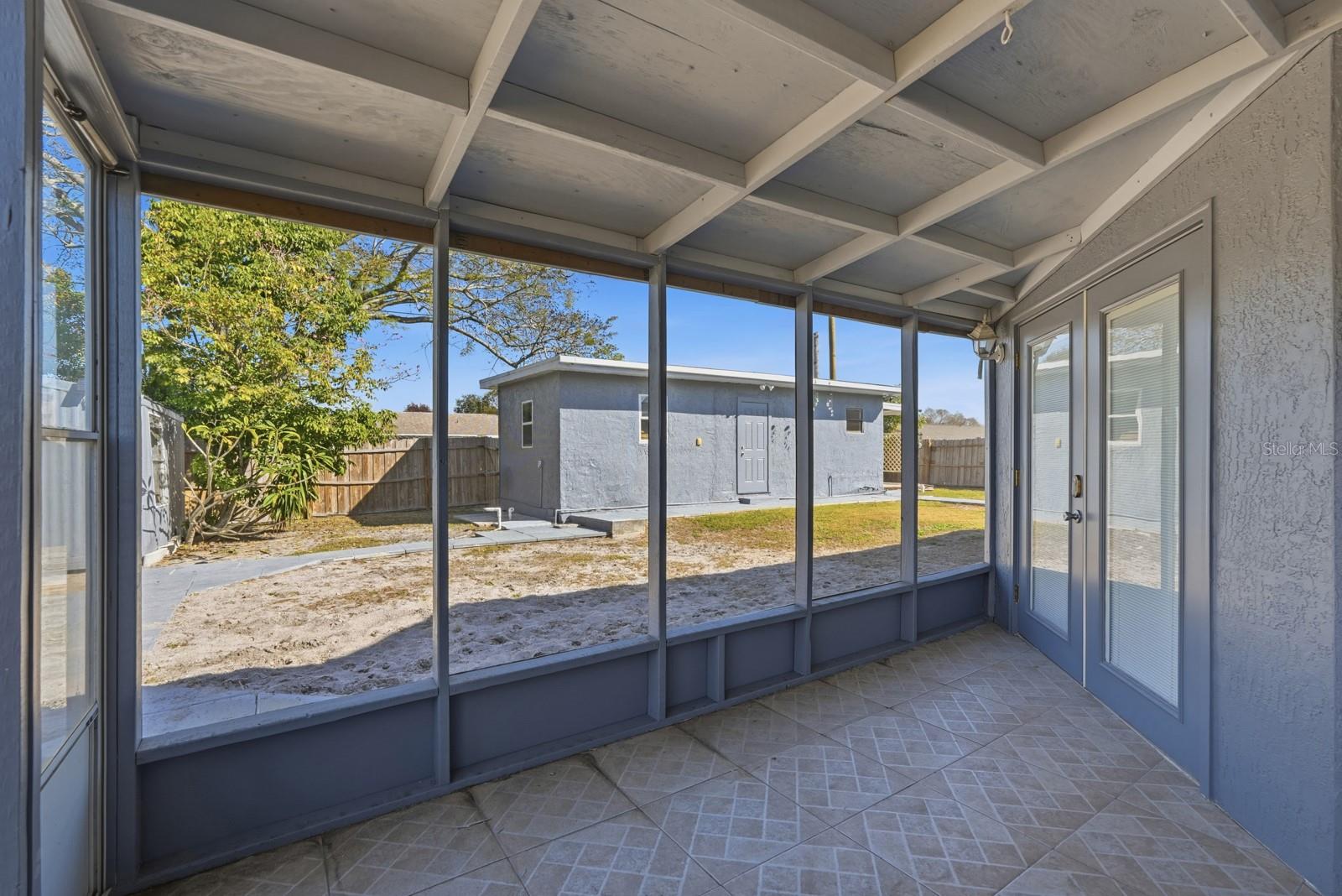 Image 27 of 41 For 934 Wilmington Drive