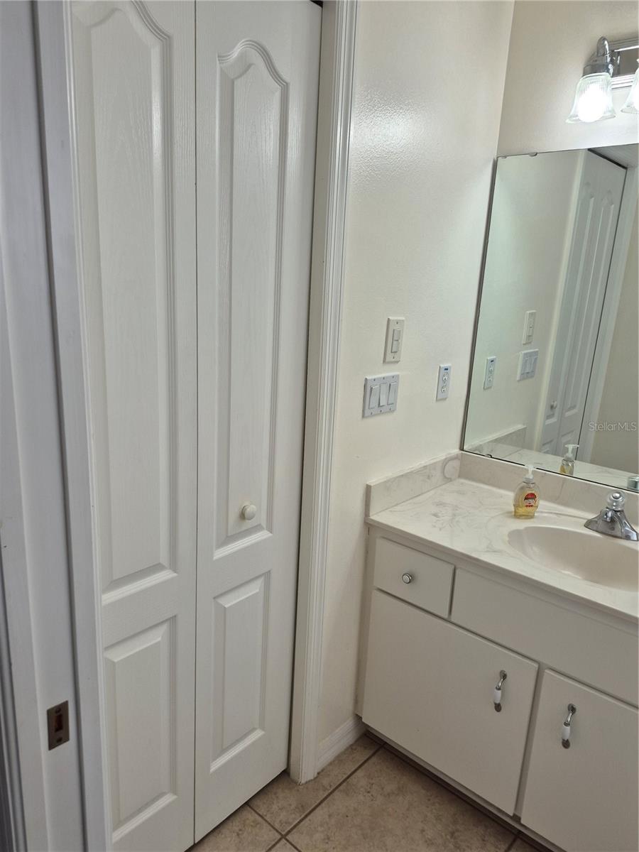 Image 26 of 26 For 73 Lynbrook Drive A