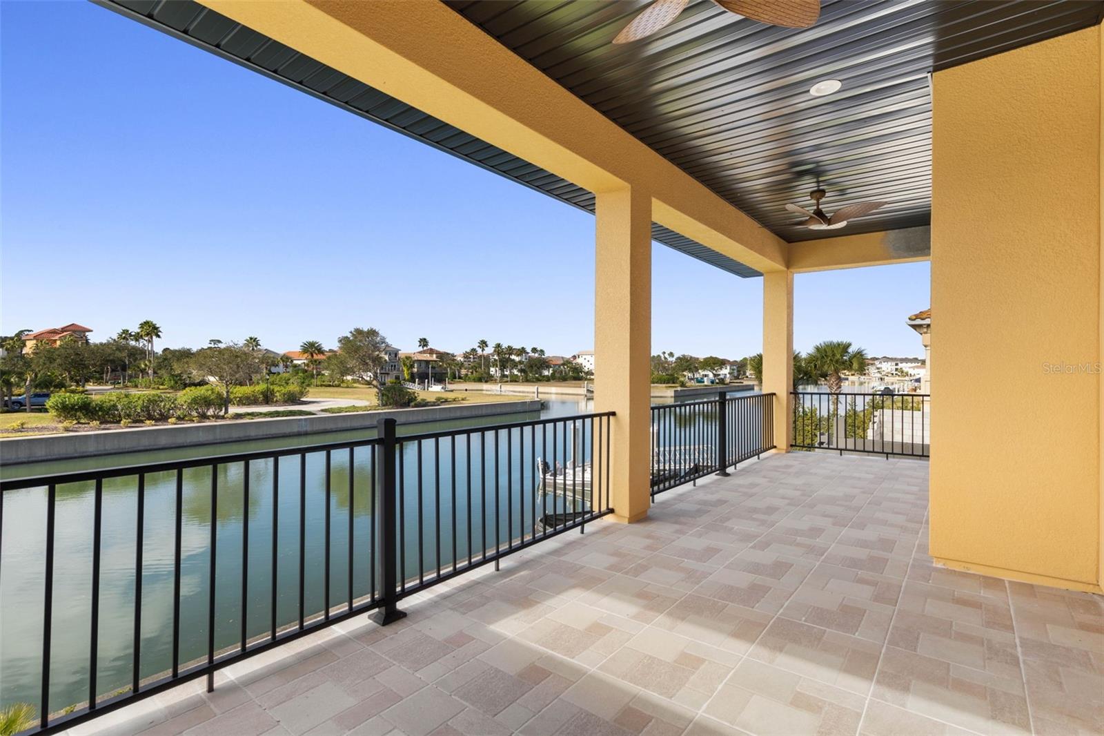 Image 29 of 97 For 250 Harbor Village Point N