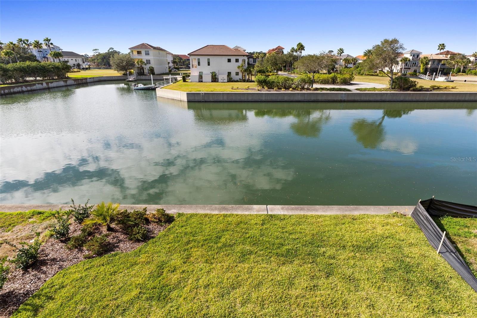 Image 31 of 97 For 250 Harbor Village Point N