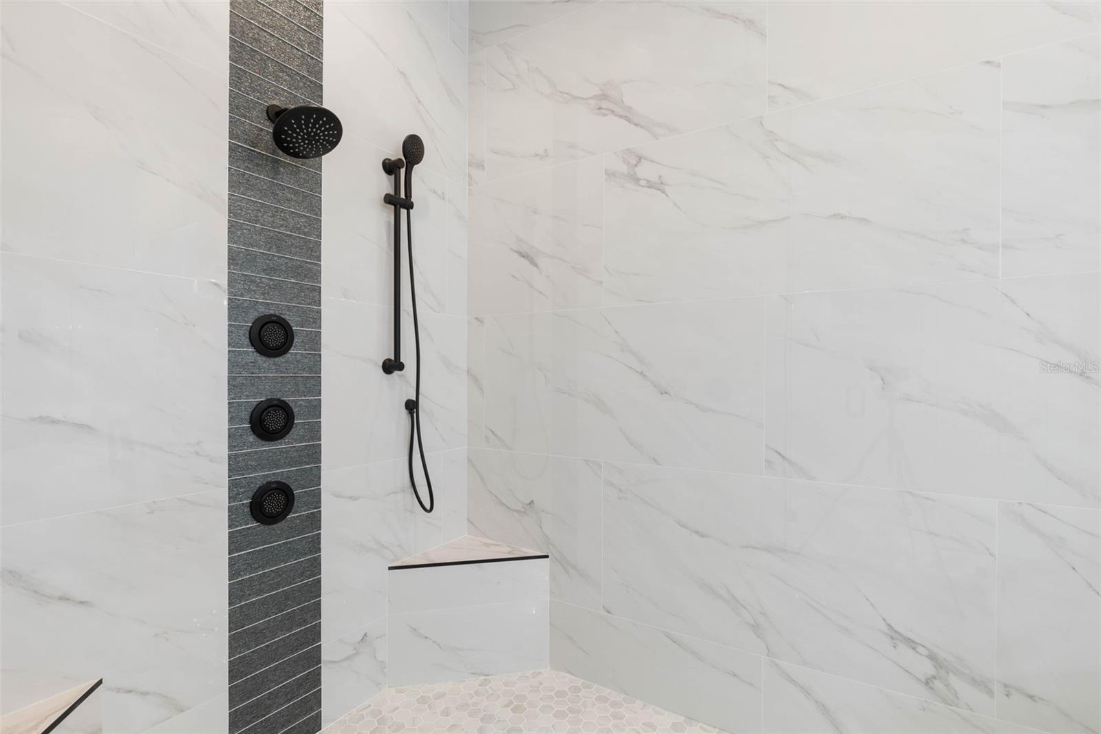 Image 43 of 97 For 250 Harbor Village Point N