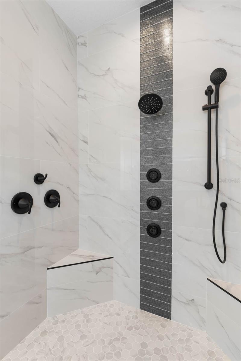 Image 45 of 97 For 250 Harbor Village Point N