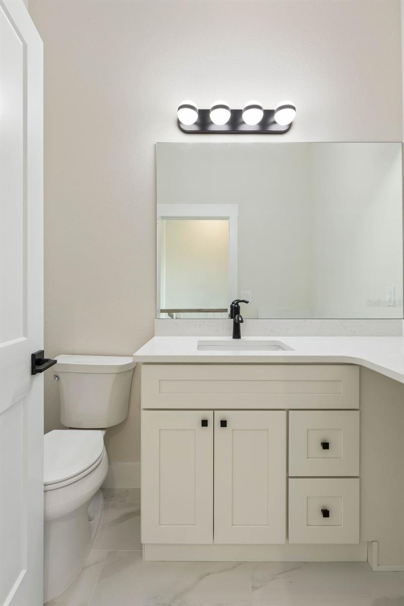 Image 52 of 97 For 250 Harbor Village Point N